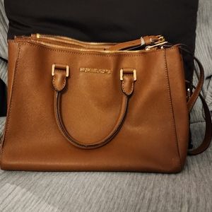 Michael kors purse, large size , brown